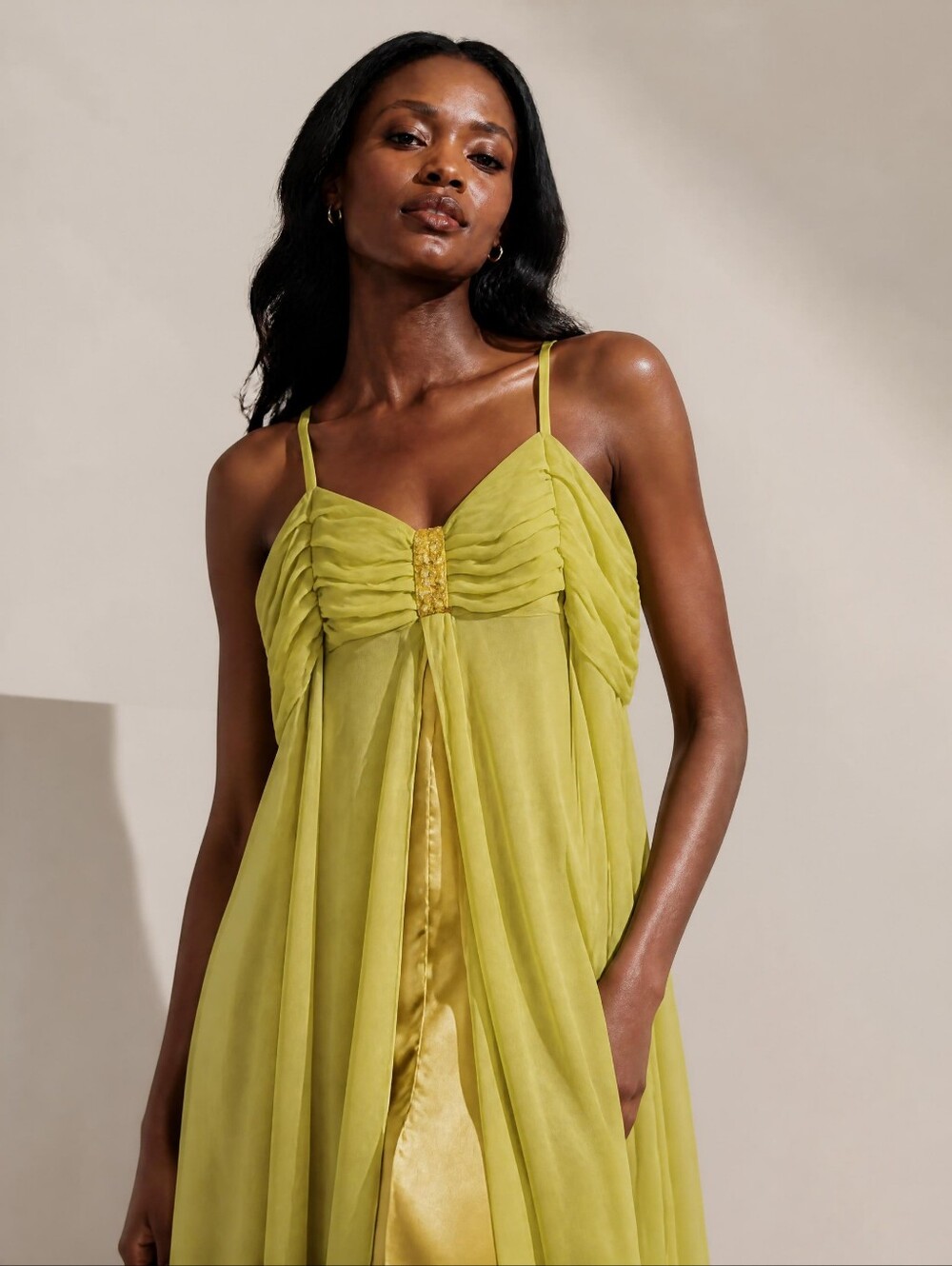 Women's Sleeveless flair dress